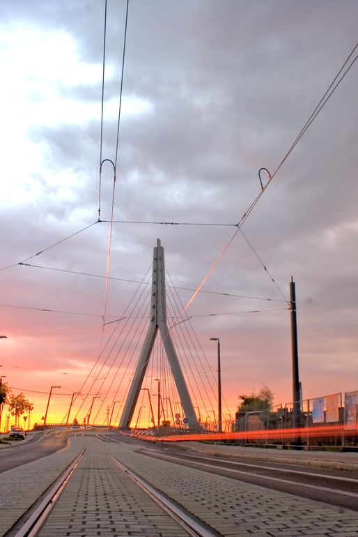 New Berlin Bridge